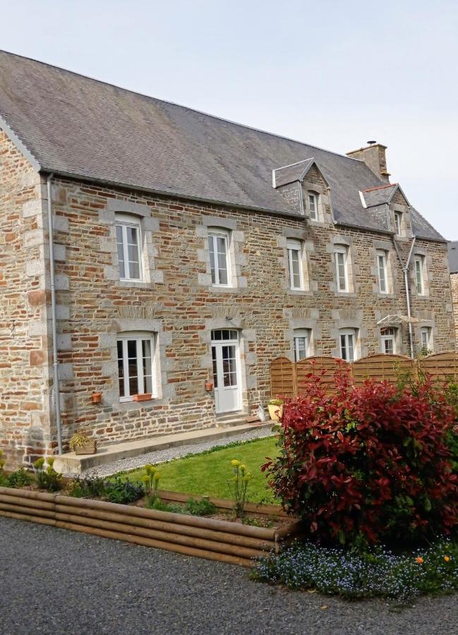 Maison De La Besliere Meuble De Tourisme 2 Etoiles Folligny Екстер'єр фото